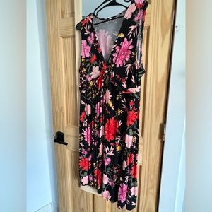 Old Navy Floral Maternity Dress